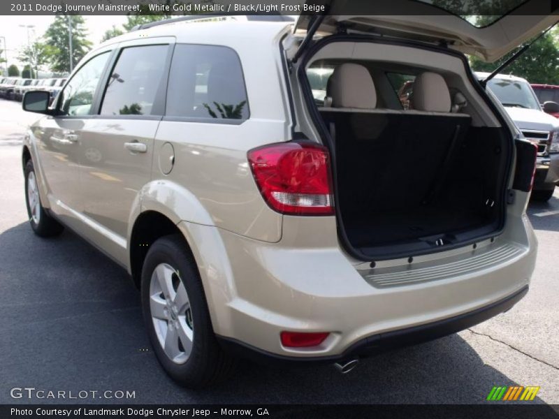 White Gold Metallic / Black/Light Frost Beige 2011 Dodge Journey Mainstreet