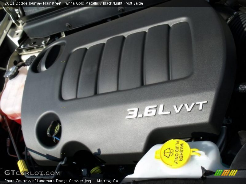 White Gold Metallic / Black/Light Frost Beige 2011 Dodge Journey Mainstreet