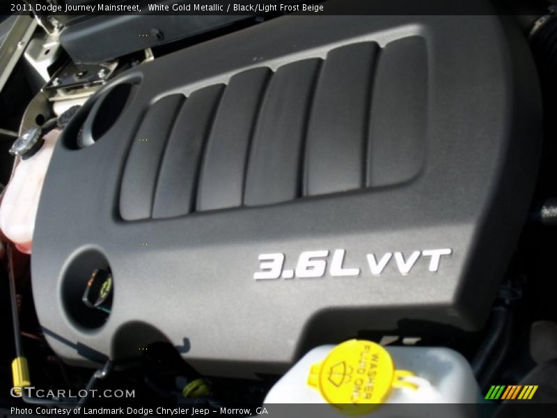White Gold Metallic / Black/Light Frost Beige 2011 Dodge Journey Mainstreet