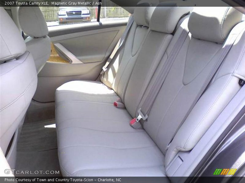 Magnetic Gray Metallic / Ash 2007 Toyota Camry XLE