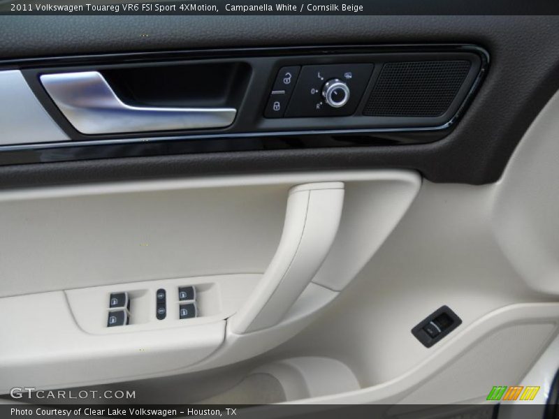 Campanella White / Cornsilk Beige 2011 Volkswagen Touareg VR6 FSI Sport 4XMotion