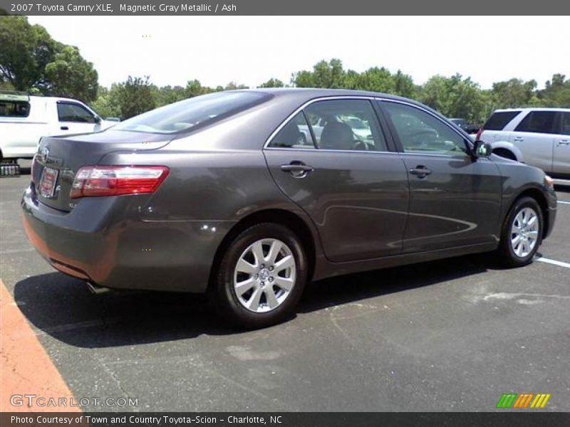 Magnetic Gray Metallic / Ash 2007 Toyota Camry XLE