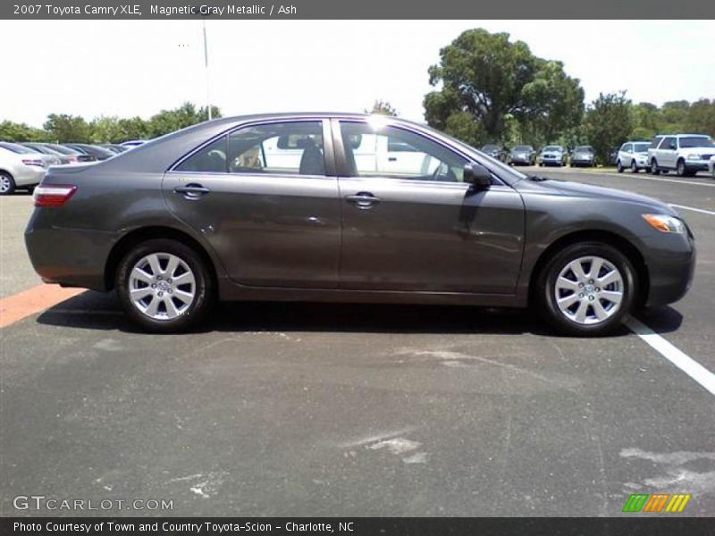 Magnetic Gray Metallic / Ash 2007 Toyota Camry XLE