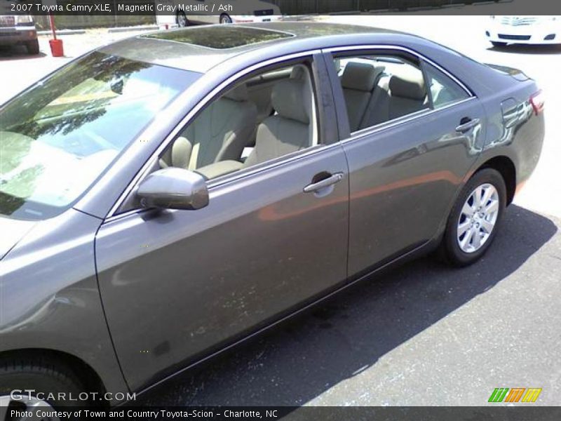 Magnetic Gray Metallic / Ash 2007 Toyota Camry XLE