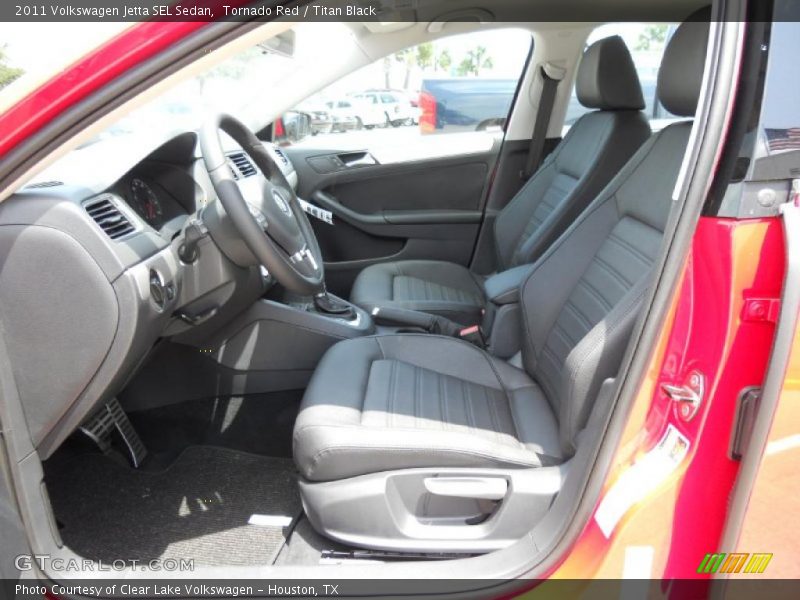 Tornado Red / Titan Black 2011 Volkswagen Jetta SEL Sedan