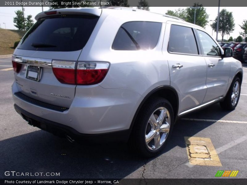 Bright Silver Metallic / Black 2011 Dodge Durango Citadel