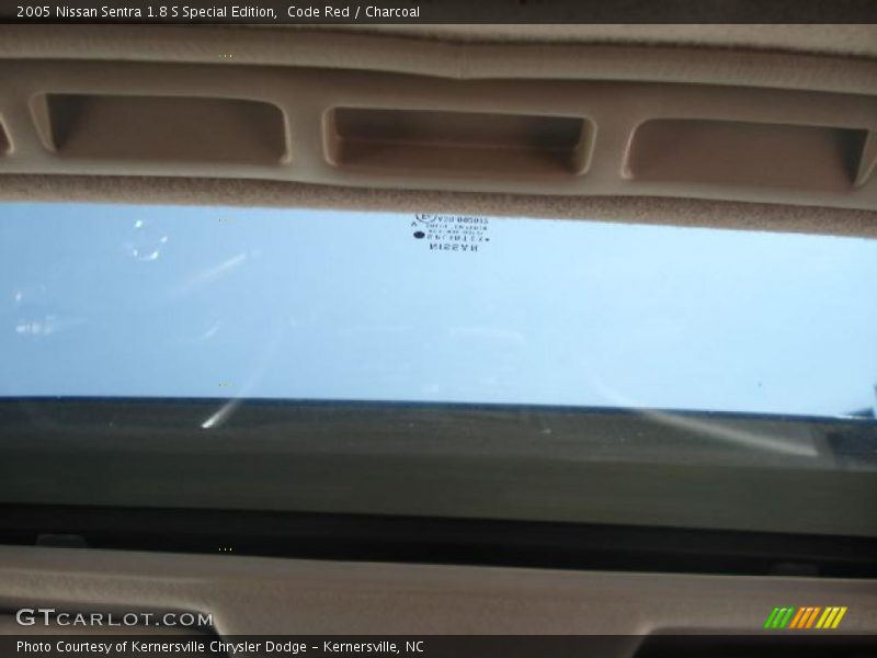 Code Red / Charcoal 2005 Nissan Sentra 1.8 S Special Edition