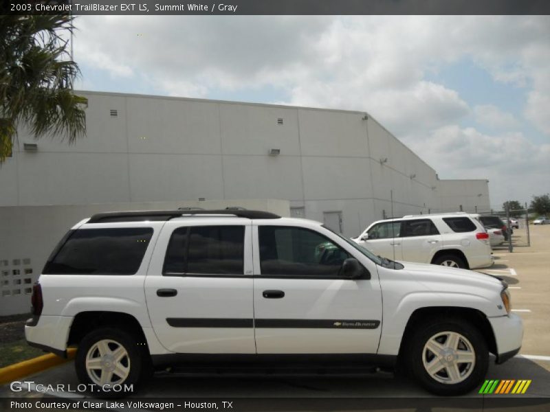 Summit White / Gray 2003 Chevrolet TrailBlazer EXT LS