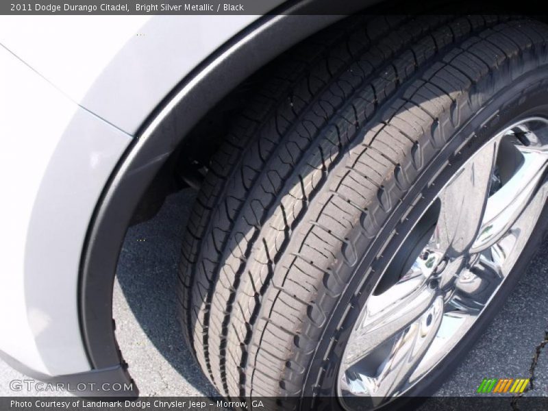 Bright Silver Metallic / Black 2011 Dodge Durango Citadel