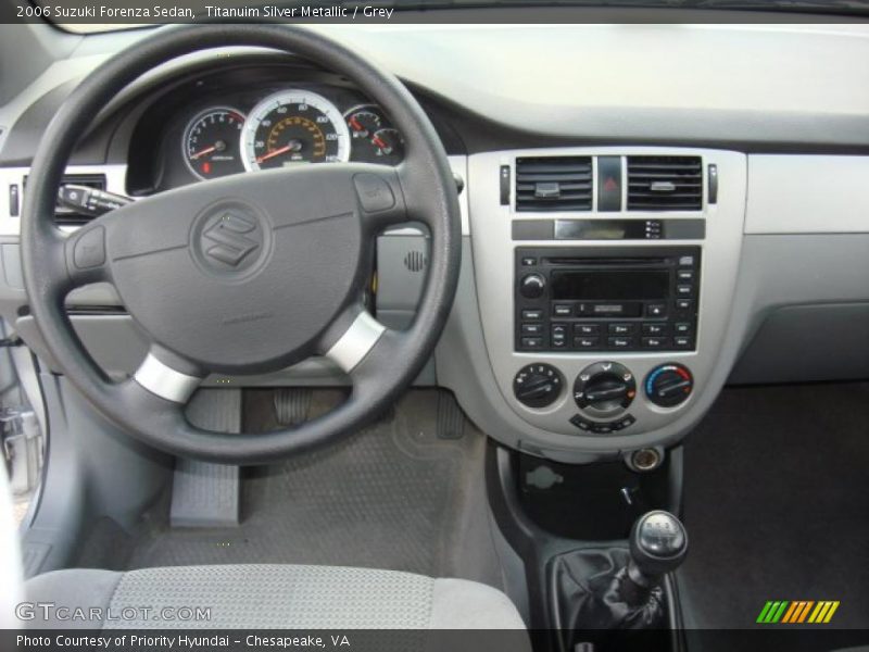 Titanuim Silver Metallic / Grey 2006 Suzuki Forenza Sedan