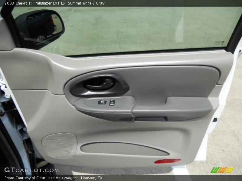Summit White / Gray 2003 Chevrolet TrailBlazer EXT LS