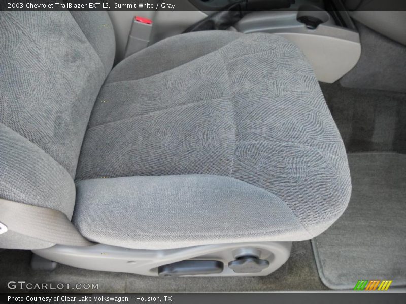 Summit White / Gray 2003 Chevrolet TrailBlazer EXT LS