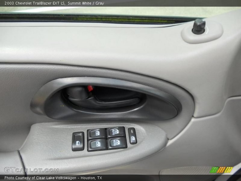 Summit White / Gray 2003 Chevrolet TrailBlazer EXT LS
