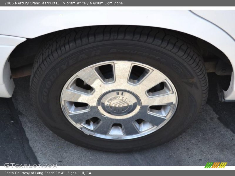Vibrant White / Medium Light Stone 2006 Mercury Grand Marquis LS