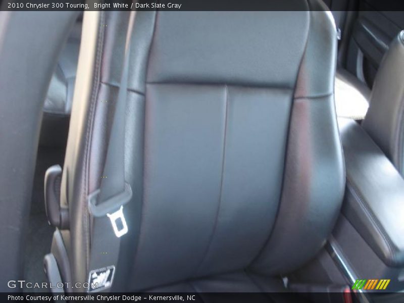 Bright White / Dark Slate Gray 2010 Chrysler 300 Touring