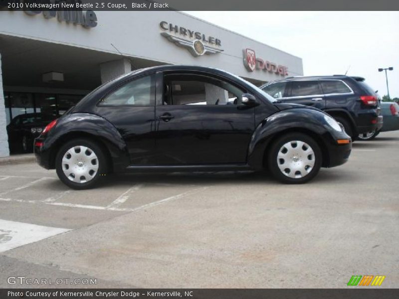 Black / Black 2010 Volkswagen New Beetle 2.5 Coupe