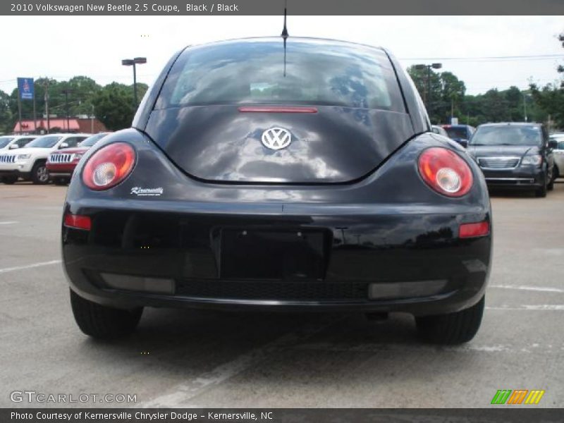 Black / Black 2010 Volkswagen New Beetle 2.5 Coupe
