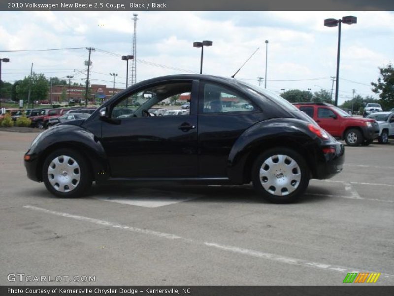 Black / Black 2010 Volkswagen New Beetle 2.5 Coupe