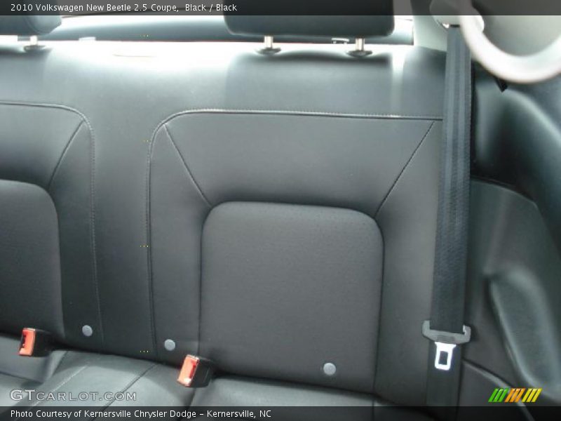 Black / Black 2010 Volkswagen New Beetle 2.5 Coupe