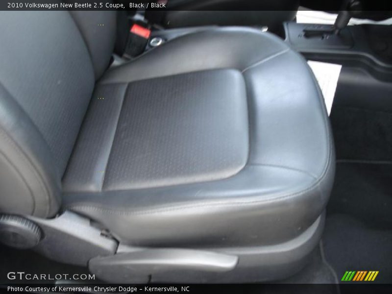 Black / Black 2010 Volkswagen New Beetle 2.5 Coupe