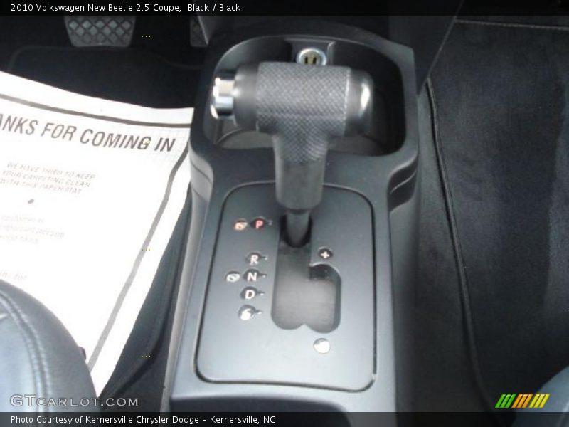 Black / Black 2010 Volkswagen New Beetle 2.5 Coupe