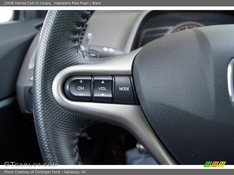 Controls of 2008 Civic Si Coupe