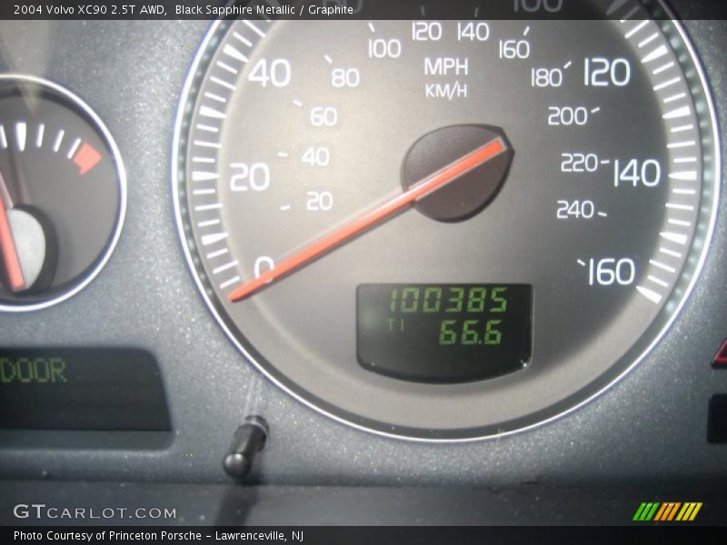 Black Sapphire Metallic / Graphite 2004 Volvo XC90 2.5T AWD