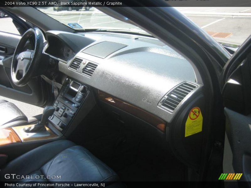 Black Sapphire Metallic / Graphite 2004 Volvo XC90 2.5T AWD