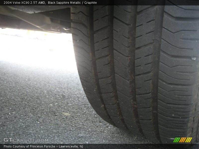 Black Sapphire Metallic / Graphite 2004 Volvo XC90 2.5T AWD