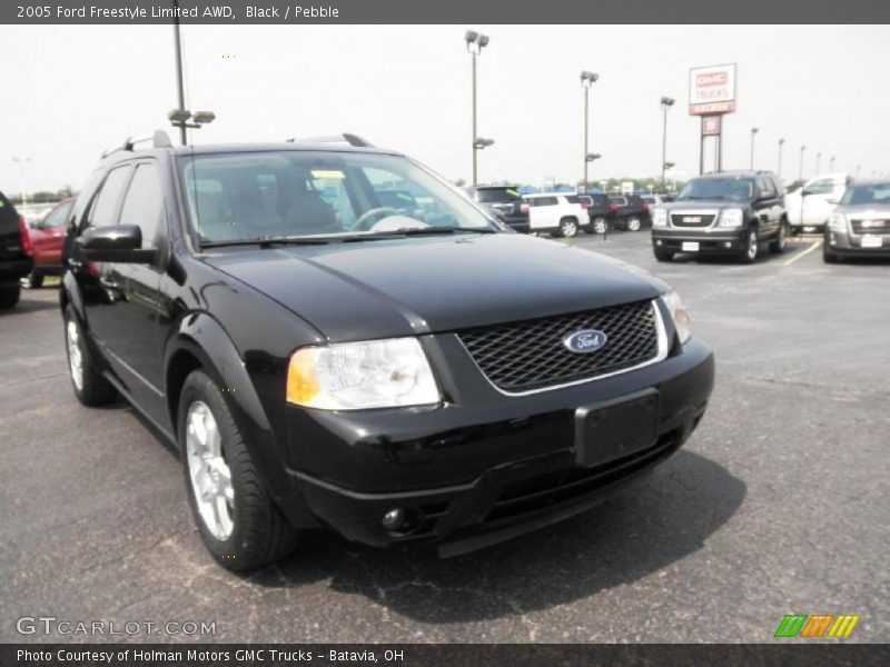 Black / Pebble 2005 Ford Freestyle Limited AWD