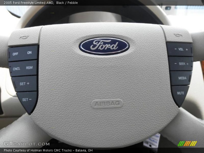Black / Pebble 2005 Ford Freestyle Limited AWD