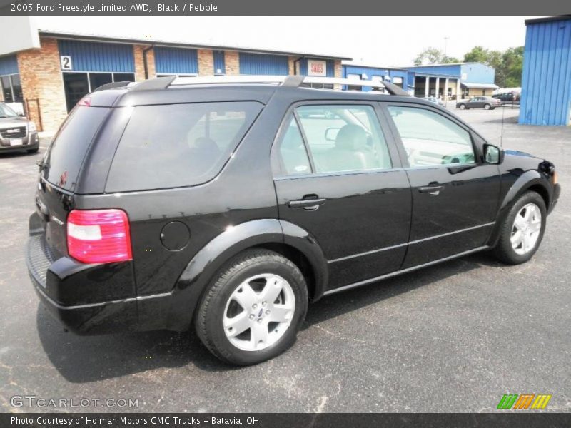 Black / Pebble 2005 Ford Freestyle Limited AWD