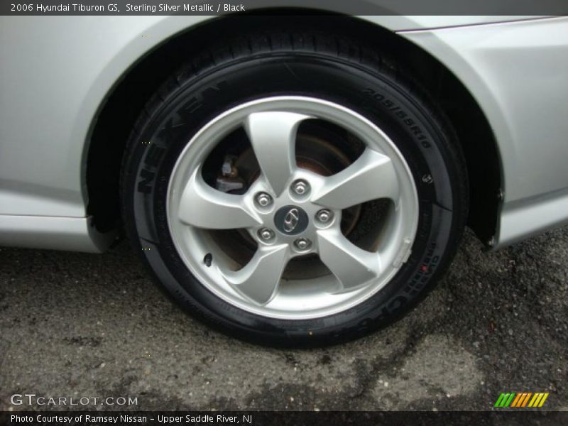 Sterling Silver Metallic / Black 2006 Hyundai Tiburon GS