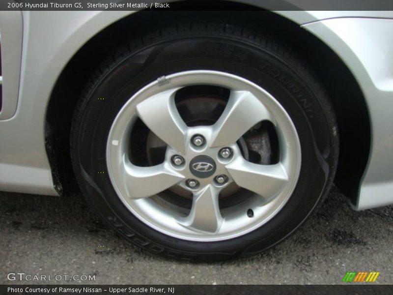 Sterling Silver Metallic / Black 2006 Hyundai Tiburon GS