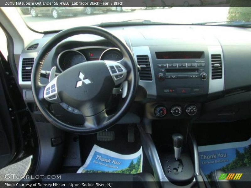 Labrador Black Pearl / Black 2008 Mitsubishi Outlander SE 4WD