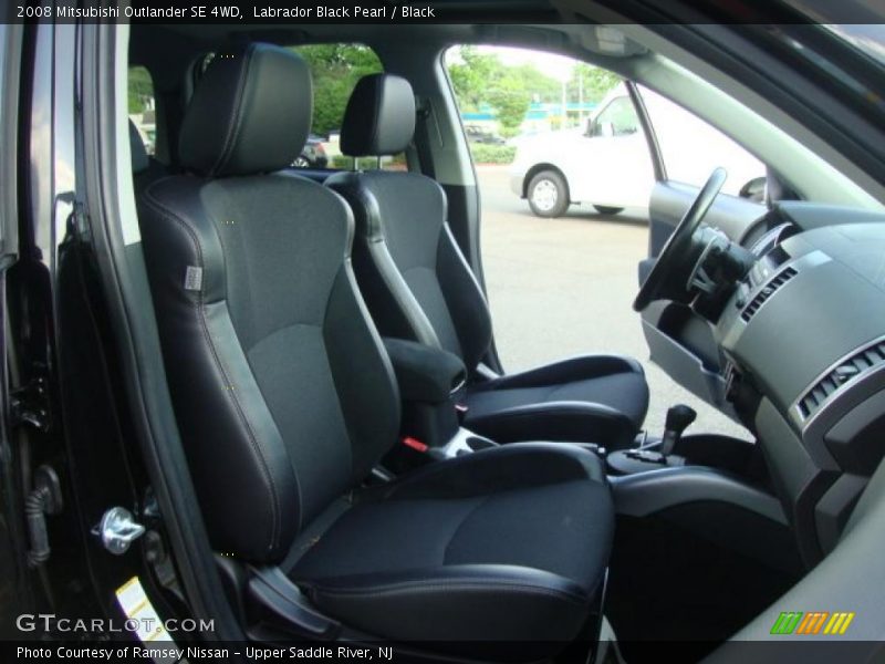 2008 Outlander SE 4WD Black Interior