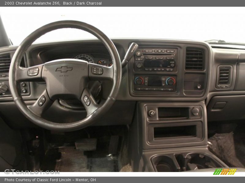 Black / Dark Charcoal 2003 Chevrolet Avalanche Z66
