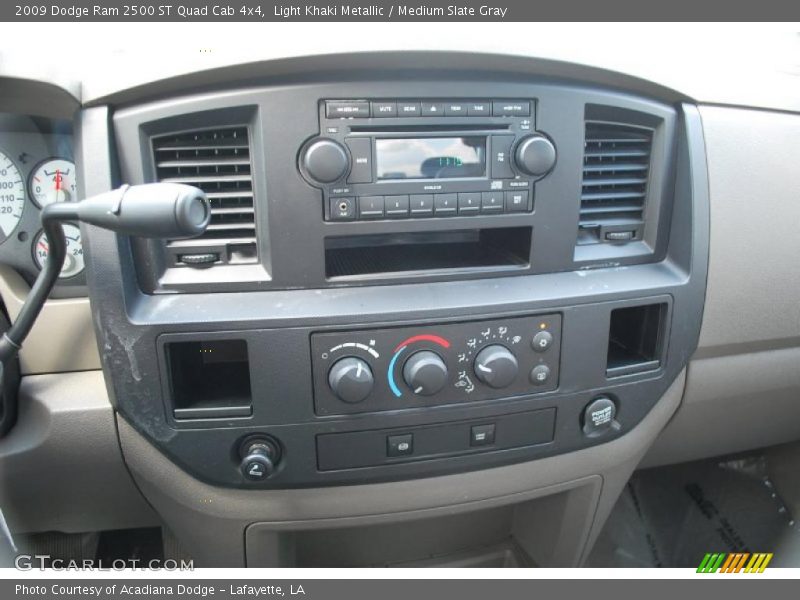 Light Khaki Metallic / Medium Slate Gray 2009 Dodge Ram 2500 ST Quad Cab 4x4