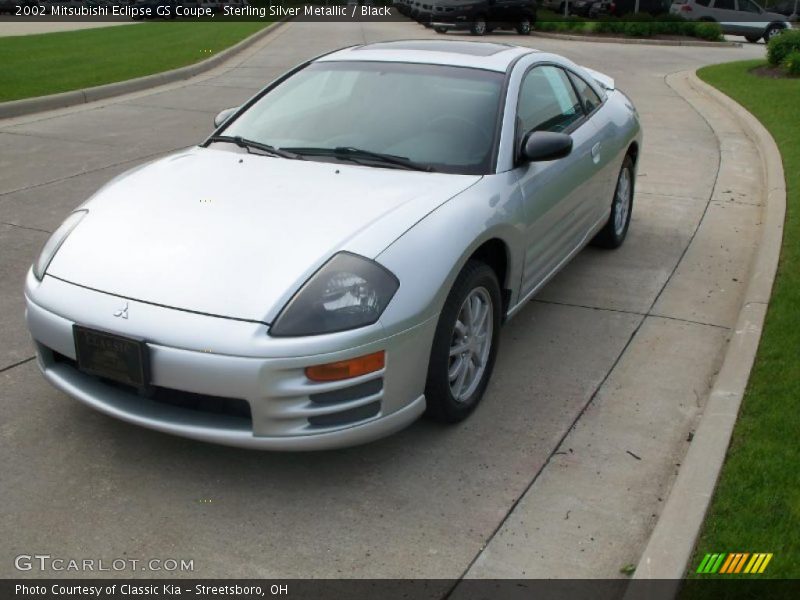 Front 3/4 View of 2002 Eclipse GS Coupe