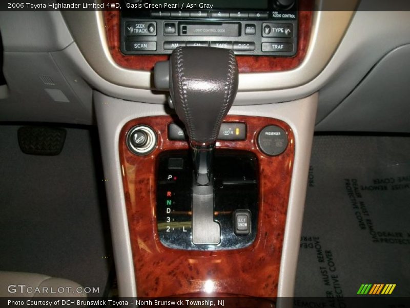 Oasis Green Pearl / Ash Gray 2006 Toyota Highlander Limited 4WD