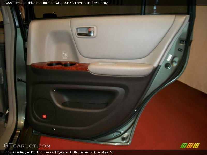 Oasis Green Pearl / Ash Gray 2006 Toyota Highlander Limited 4WD