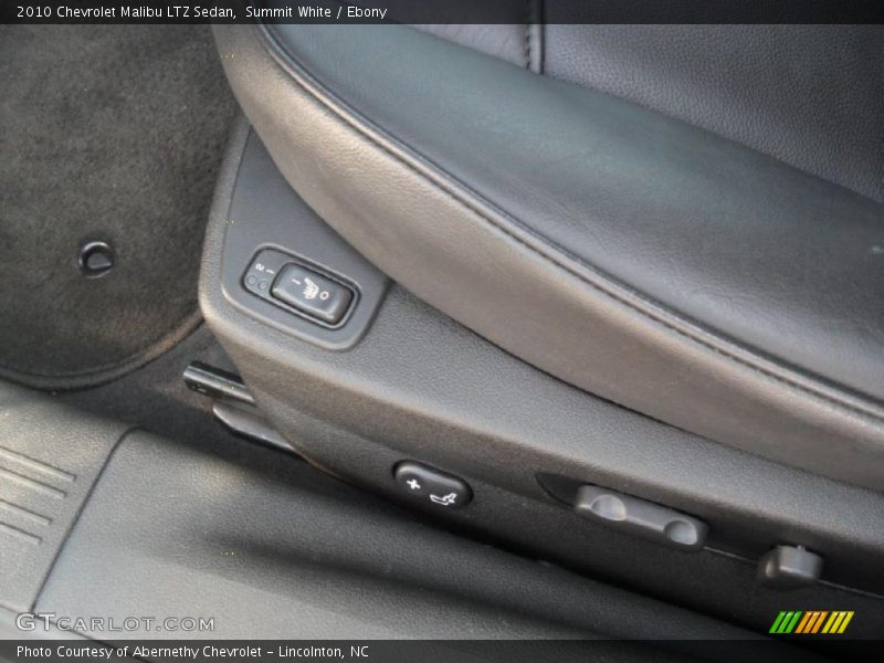 Summit White / Ebony 2010 Chevrolet Malibu LTZ Sedan