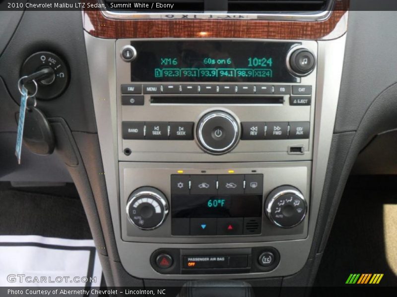 Summit White / Ebony 2010 Chevrolet Malibu LTZ Sedan