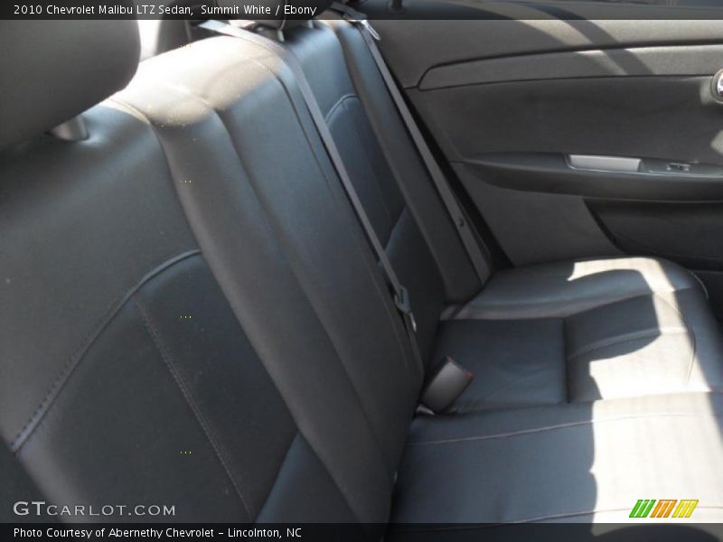 Summit White / Ebony 2010 Chevrolet Malibu LTZ Sedan