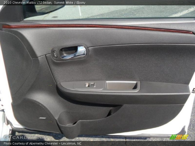 Summit White / Ebony 2010 Chevrolet Malibu LTZ Sedan