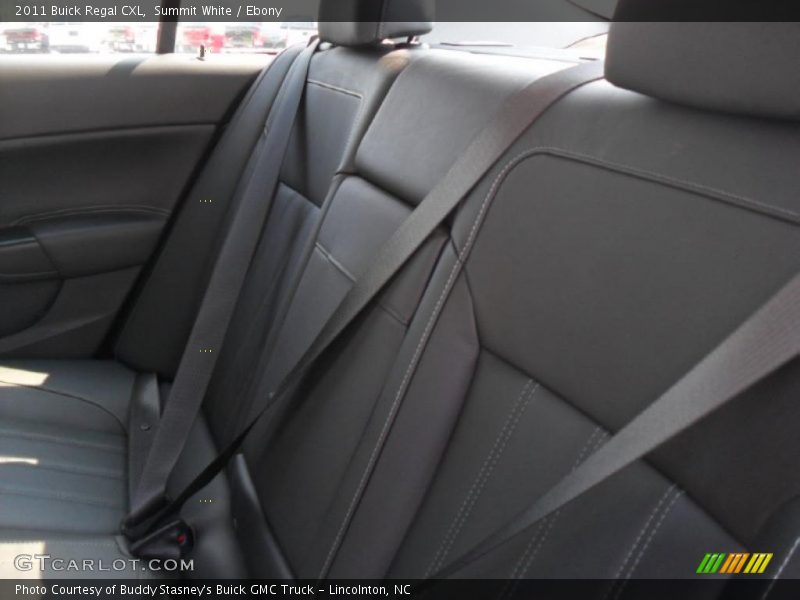 Summit White / Ebony 2011 Buick Regal CXL