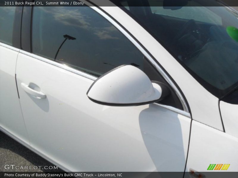 Summit White / Ebony 2011 Buick Regal CXL