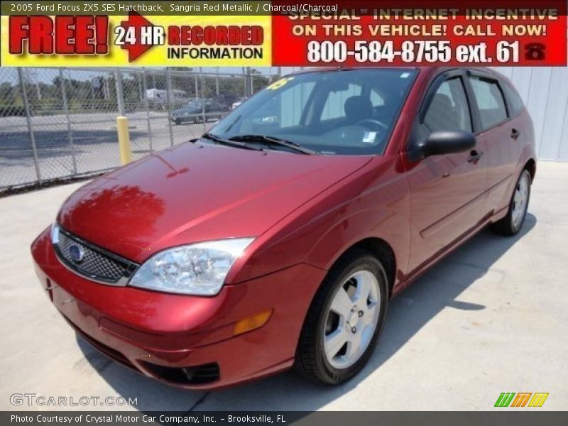 Sangria Red Metallic / Charcoal/Charcoal 2005 Ford Focus ZX5 SES Hatchback