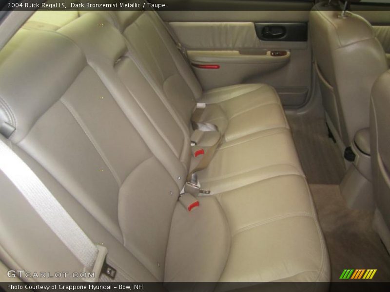  2004 Regal LS Taupe Interior