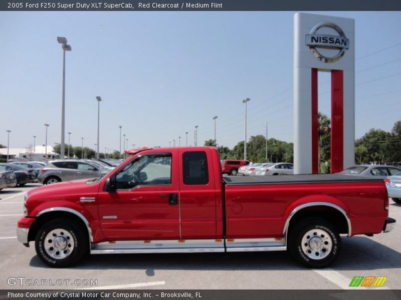 Red Clearcoat / Medium Flint 2005 Ford F250 Super Duty XLT SuperCab